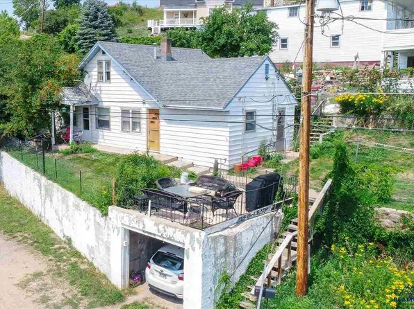 413 Grandview Dr, Lead, SD 57754