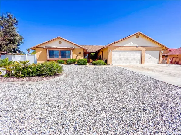 15462 Via Estancia St, Hesperia, CA 92345