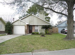 9326 Golden Meadow Dr, Houston, TX 77064