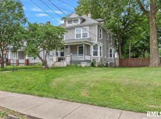 817 S Main St, Jacksonville, IL 62650