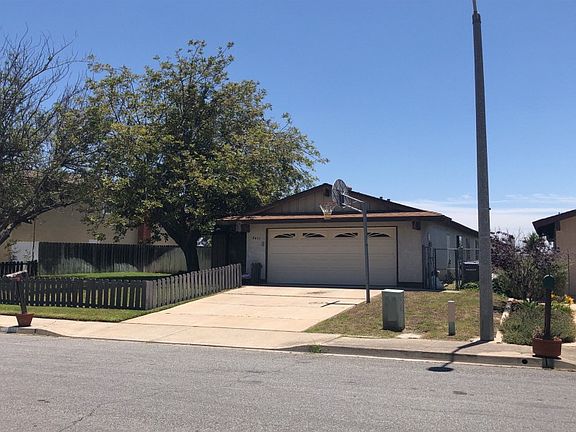 2nd image of 8455 Blossom Hill Dr