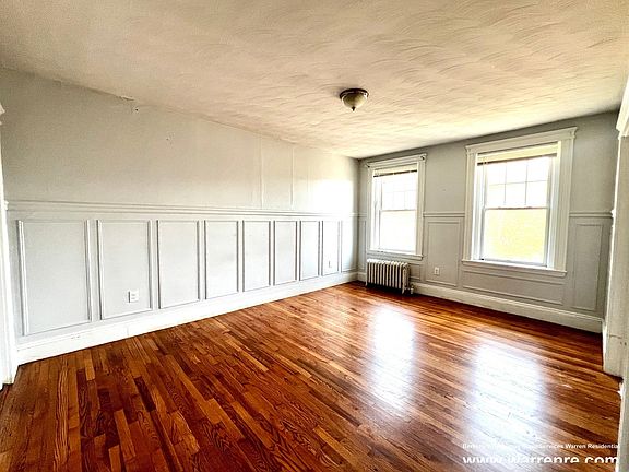 5th image of 76 Babcock St #3