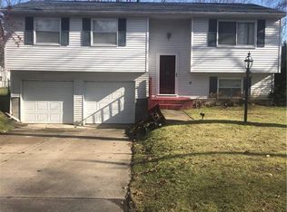420 Hiwood Ave, Munroe Falls, OH 44262