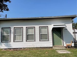 116 N 13th Ave W, Newton, IA 50208