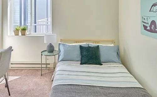 Floor plan 3x2 - By the Bedroom