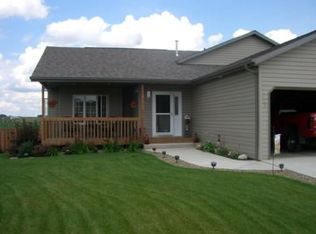 3407 Roosevelt Dr, Bismarck, ND 58503
