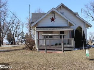 424 S Wisconsin St, Hubbard, IA 50122