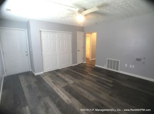 237 Glenlake Dr APT C, Glen Carbon, IL 62034