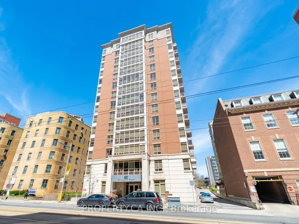 60 Saint Clair Ave W Unit 202, Toronto, ON M4V 1M1