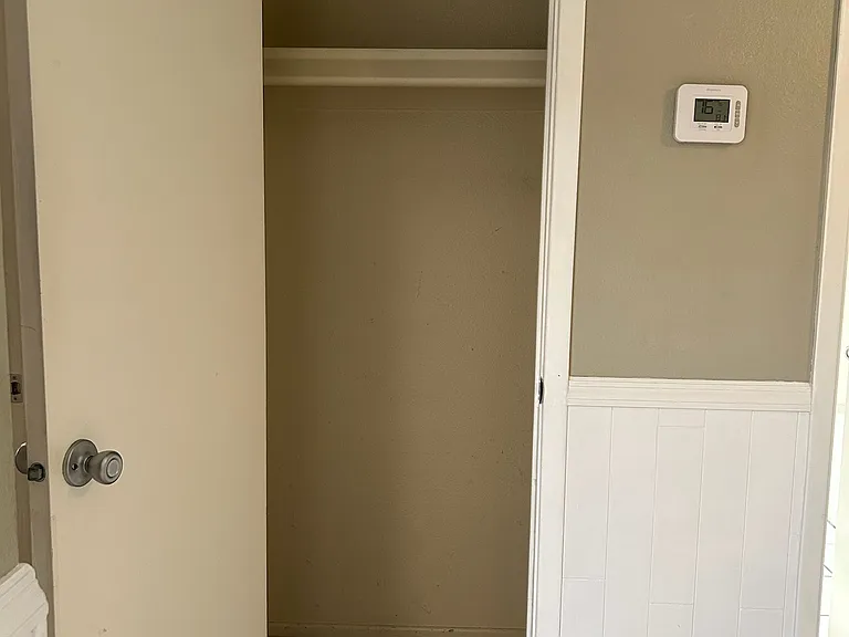 1991 E Colgate Dr — Photo 23