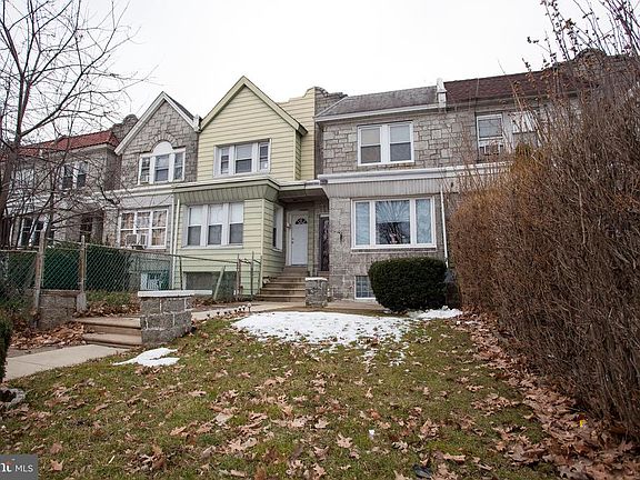 3rd image of 4317 Roosevelt Blvd