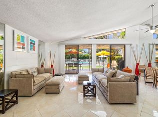 2427 Casitas Way, Palm Springs, CA 92264