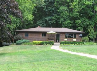 208 Clay Rd SW, Dellroy, OH 44620