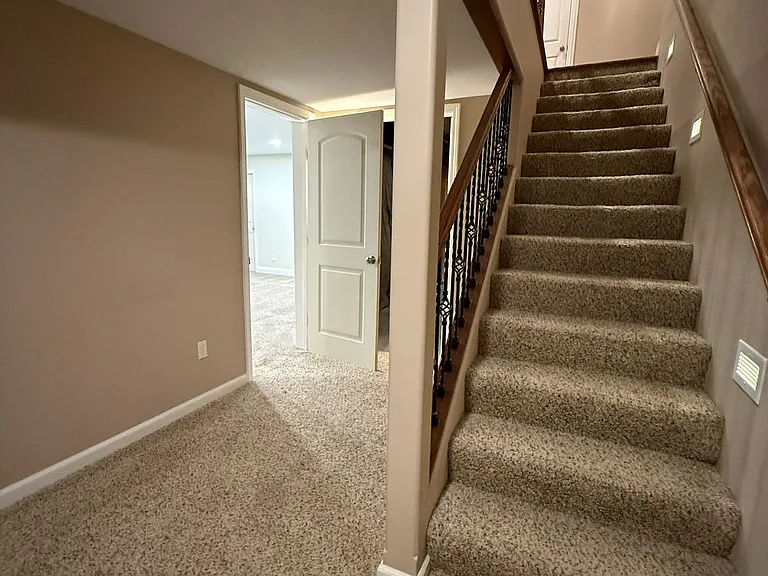 6802 Stanwood Dr — Photo 38