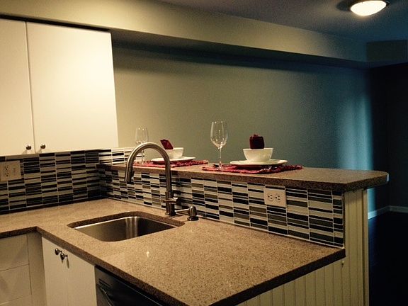 5th image of 425 Vine St APT 315