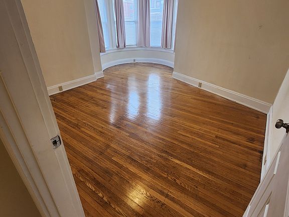 2nd image of 2104 Slane Ave APT 1