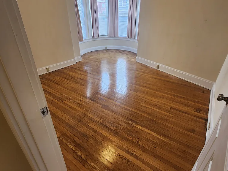 2104 Slane Ave #1 — Photo 2