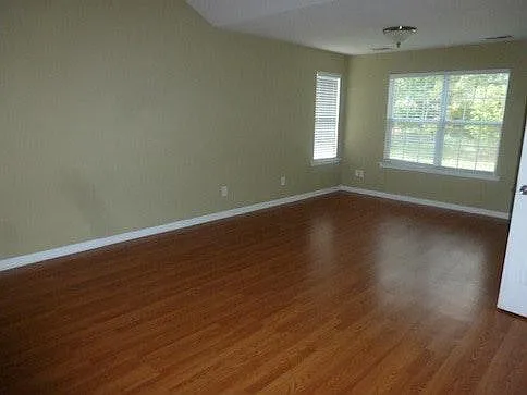 216 Latherton Ct — Photo 18