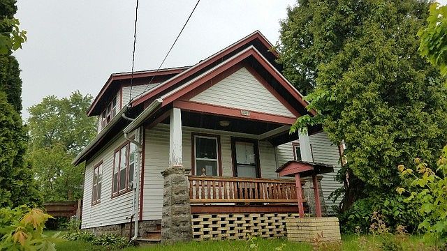 1st image of 2341 15th Ave