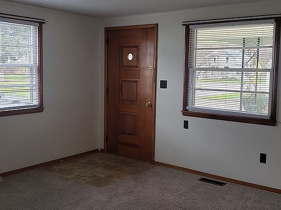 5th image of 5 Franklin Ave