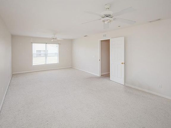 4th image of 537 Cody Caleb Dr