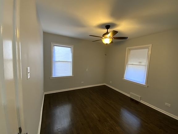 4th image of 388 Paxton Ave