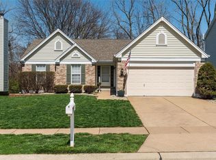 11361 Taylor Pines Dr, Maryland Heights, MO