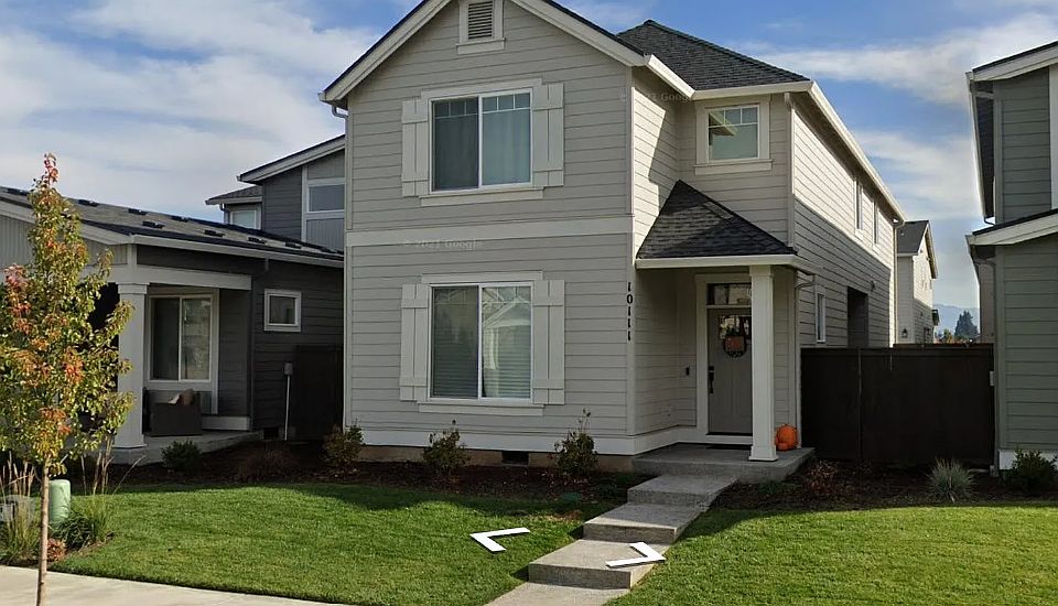 1st image of 10111 NE 132nd Ave