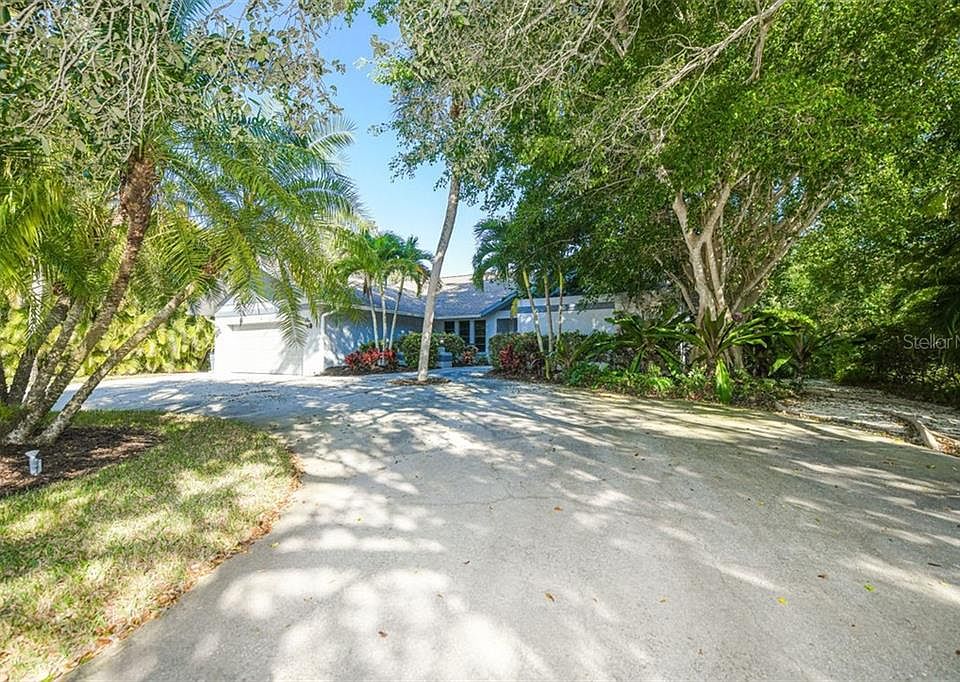 1st image of 5217 Shadow Lawn Dr