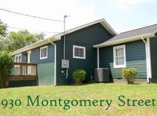 930 Montgomery St, Christiansburg, VA 24073