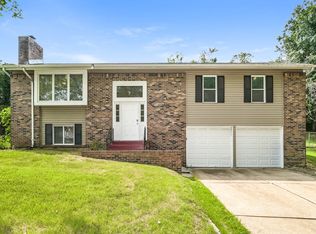 6950 Jamestown Way Dr, Florissant, MO 63033