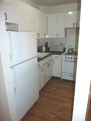 Rented by Corcoran | media 14