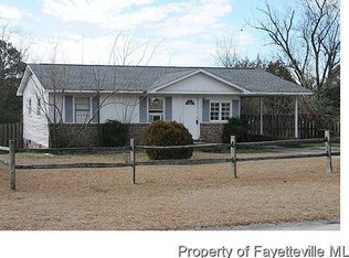 625 Woodburn Dr, Fayetteville, NC 28311