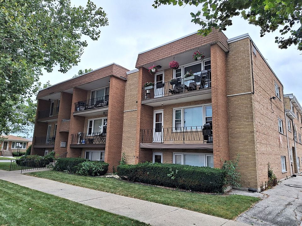 1st image of 6425 S Oak Park Ave #S1
