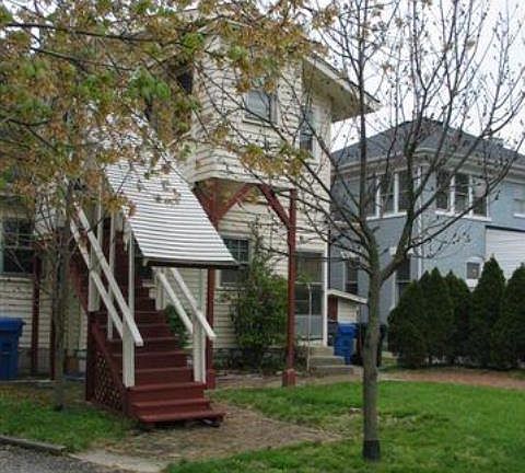 2nd image of 706 Franklin Ave