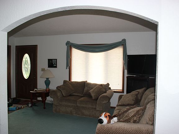 Spacious Living Room