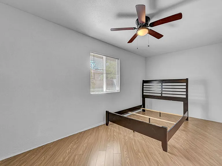 6975 Obannon Dr — Photo 49