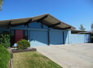 8070 Phaeton Dr, Oakland, CA 94605