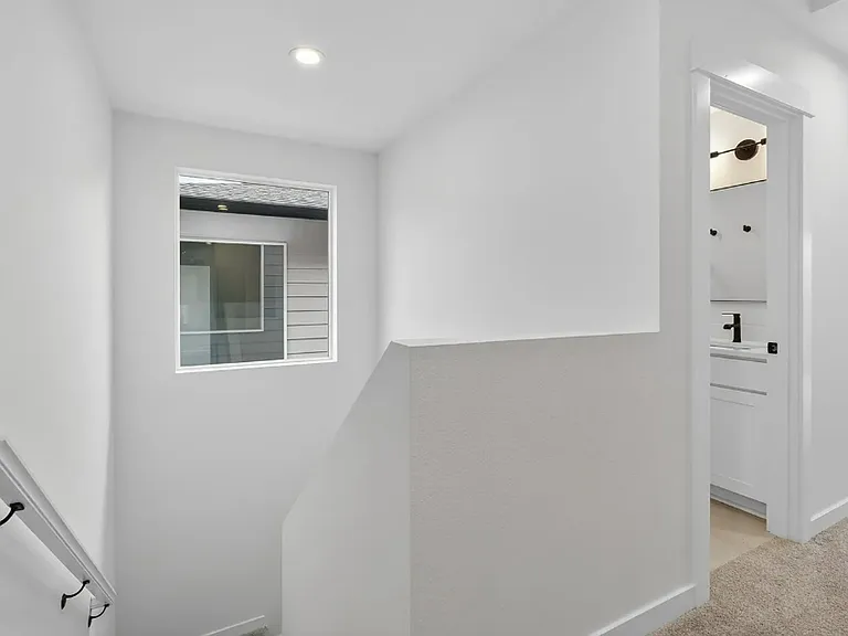 4059 SW McKinley St — Photo 31