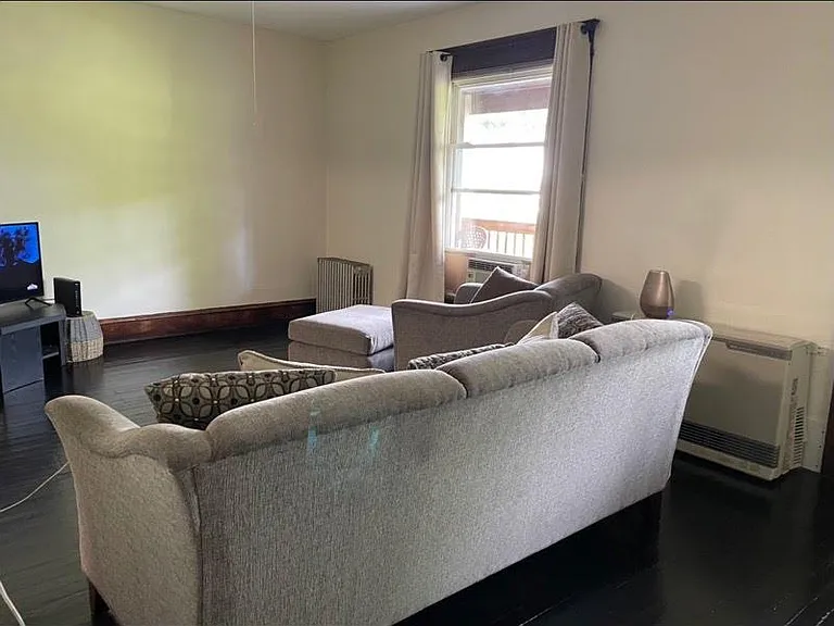 1503 Capouse Ave #2 — Photo 11