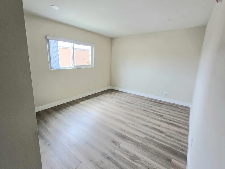 2101 Vine St #322 — Photo 9