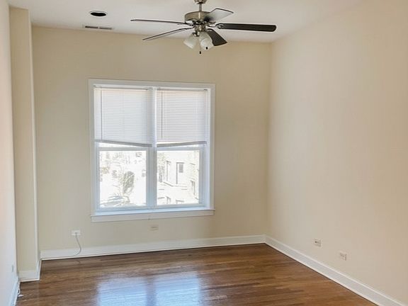 5th image of 855 W Cornelia Ave APT 3S
