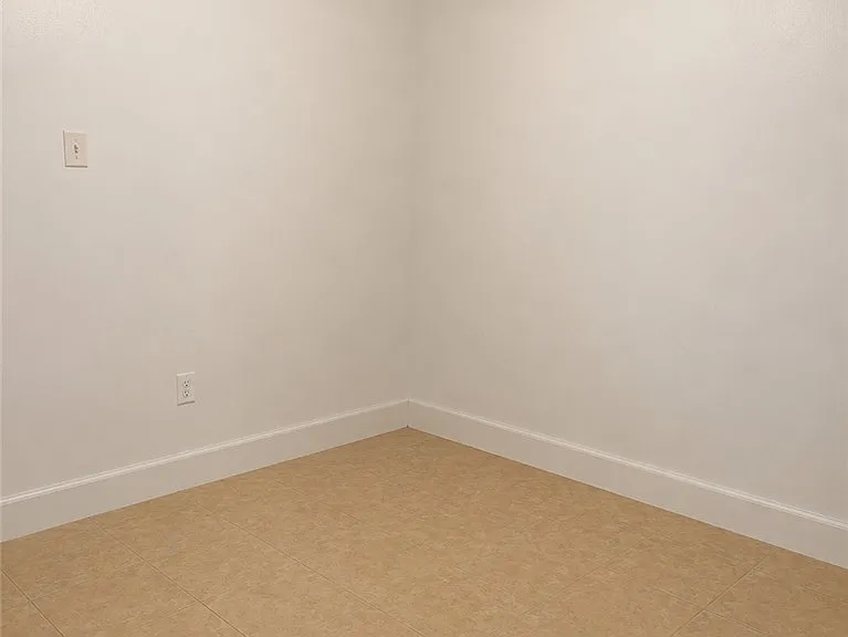 3010 Normand Dr — Photo 19