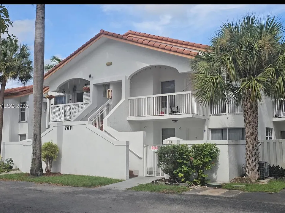 7611 SW 153rd Ct #103