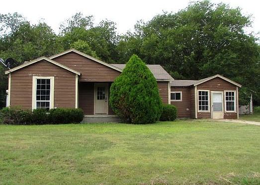 1st image of 2935 Darby Dr