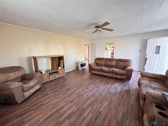 4th image of 213 S La Huerta Cir