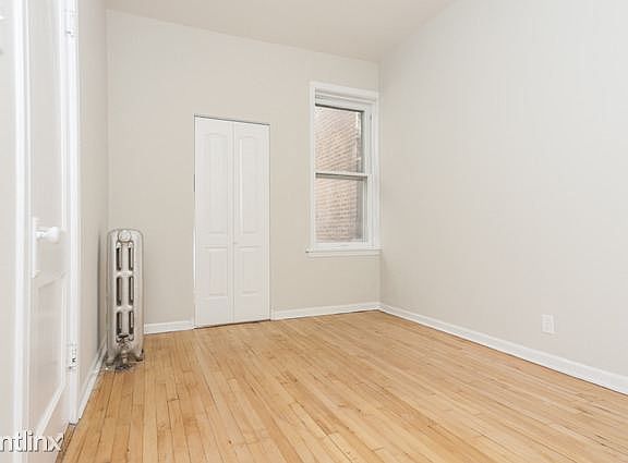 857 Hoyne BR2