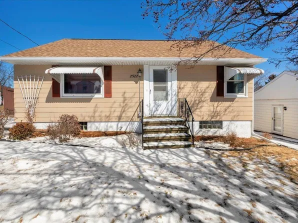 2522 Piedmont Ave, Duluth, MN 55811