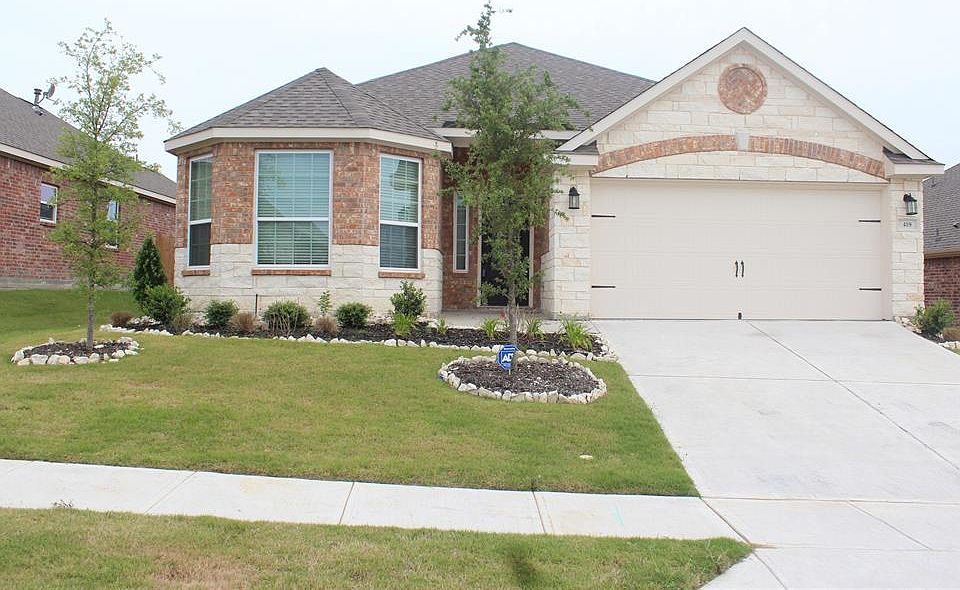 1st image of 419 Winchester Dr