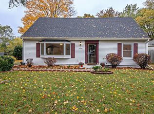 271 Elmside Rd, Benton Harbor, MI 49022